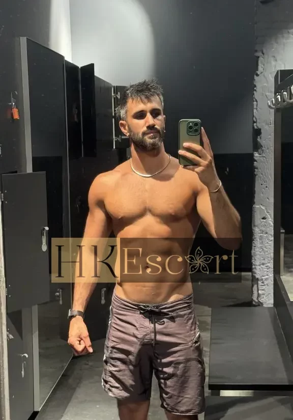 Vizallati, 30 years old, weight 72 kg, height 175 cm