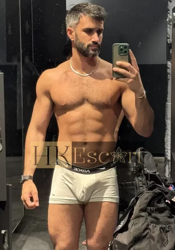Vizallati, 30 years old, weight 72 kg, height 175 cm