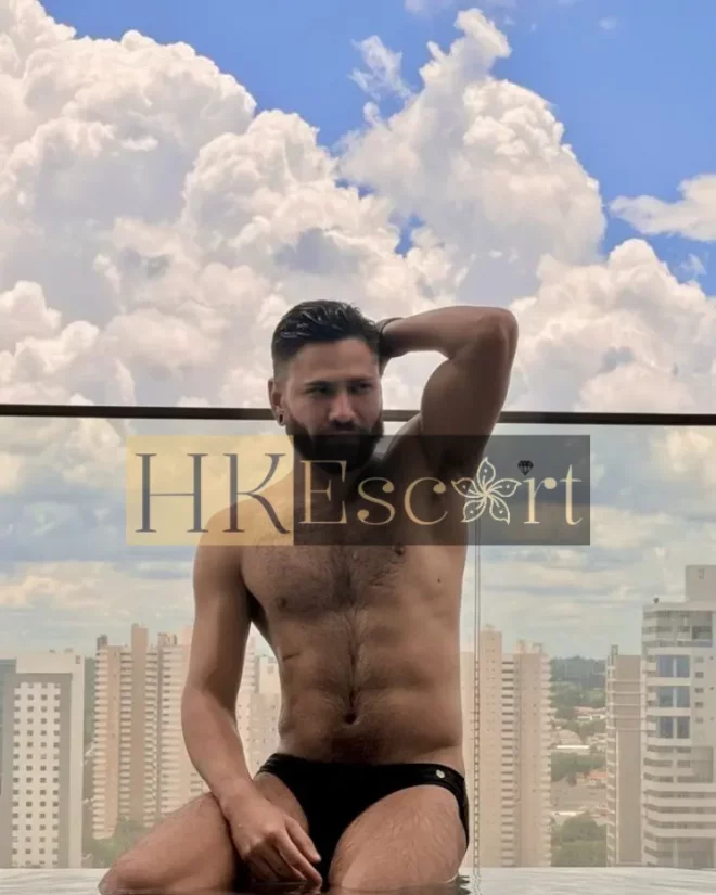 Vynicius, 28 years old, weight 81 kg, height 180 cm