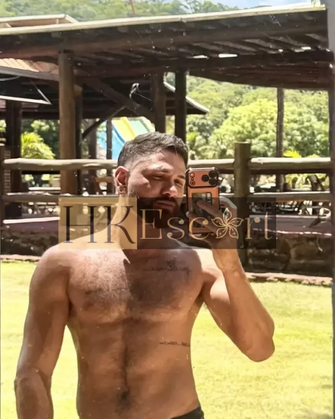 Vynicius, 28 years old, weight 81 kg, height 180 cm