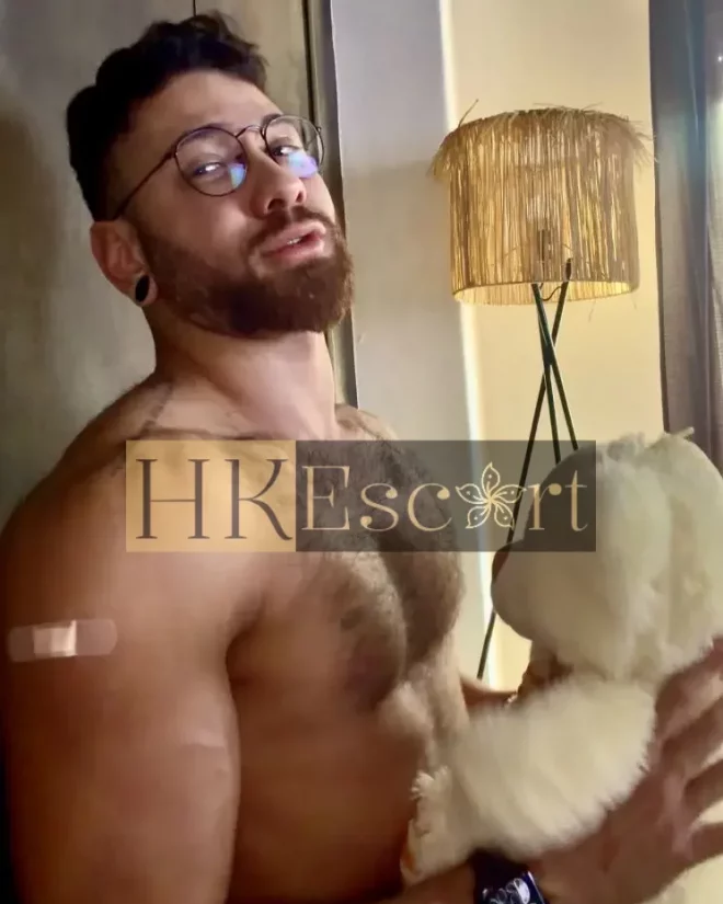 Vynicius, 28 years old, weight 81 kg, height 180 cm