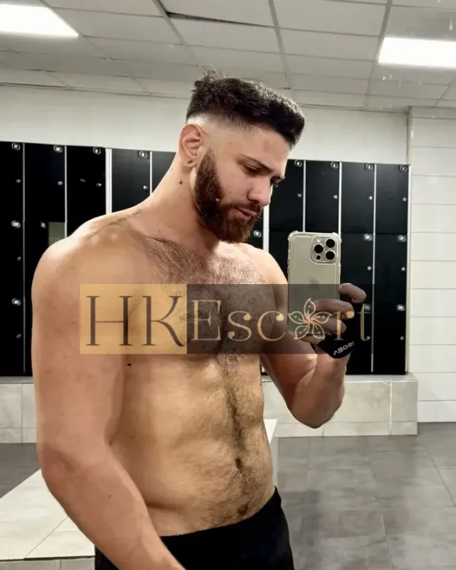 Vynicius, 28 years old, weight 81 kg, height 180 cm