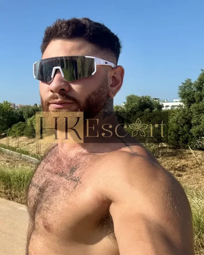 Vynicius, 28 years old, weight 81 kg, height 180 cm