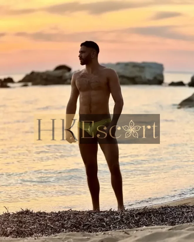 Vynicius, 28 years old, weight 81 kg, height 180 cm