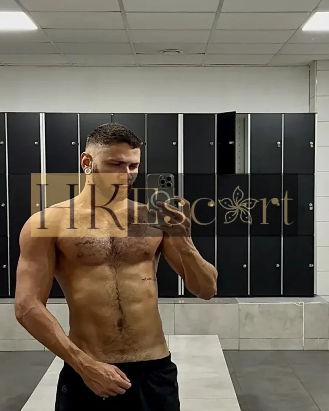 Vynicius, 28 years old, weight 81 kg, height 180 cm