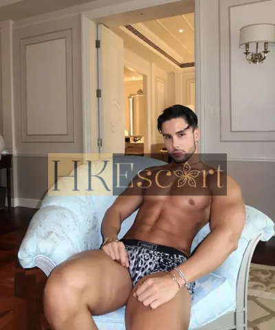 Xavier, 26 years old, weight 81 kg, height 185 cm