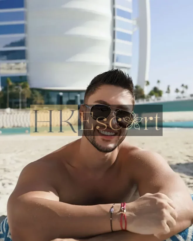 Xavier, 26 years old, weight 81 kg, height 185 cm