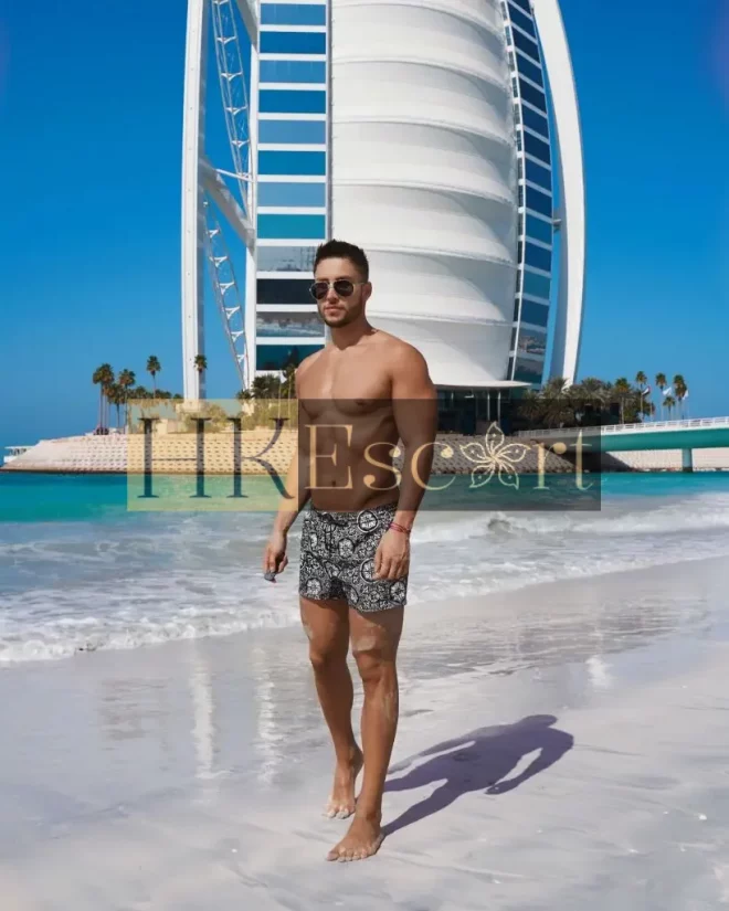 Xavier, 26 years old, weight 81 kg, height 185 cm