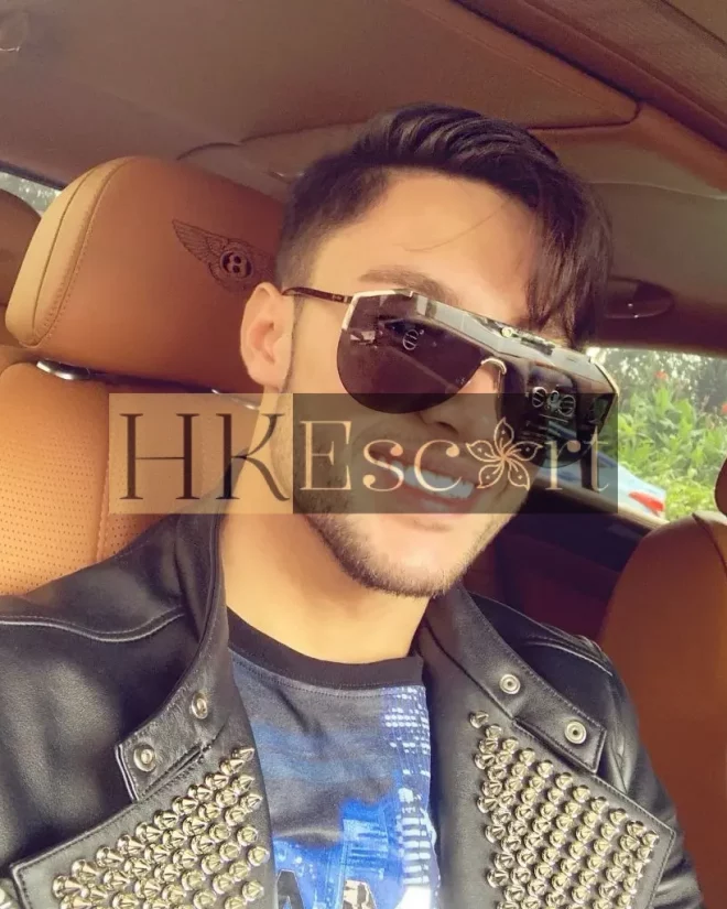 Xavier, 26 years old, weight 81 kg, height 185 cm