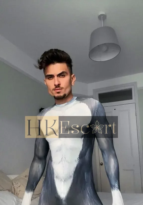 Yan, 25 years old, weight 77 kg, height 180 cm