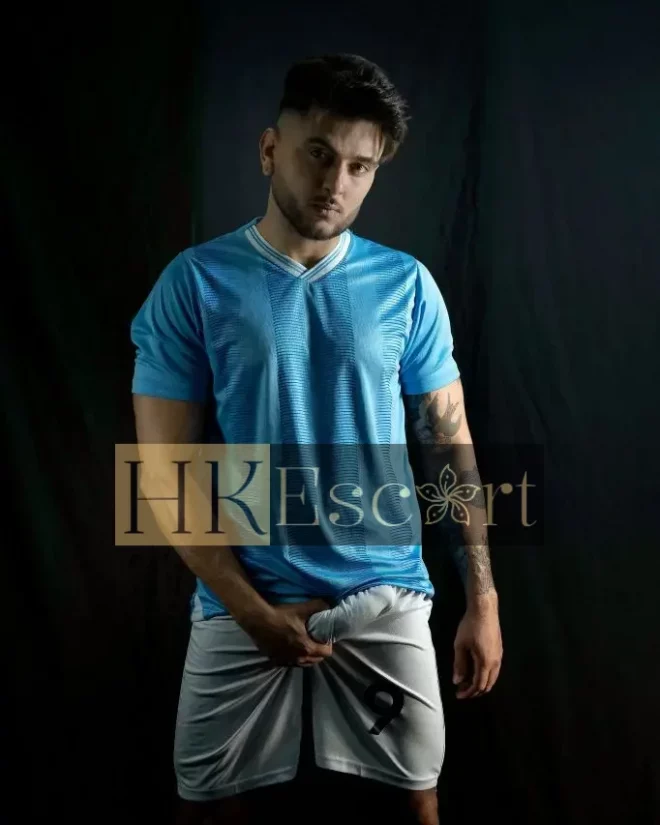 Yan, 25 years old, weight 77 kg, height 180 cm