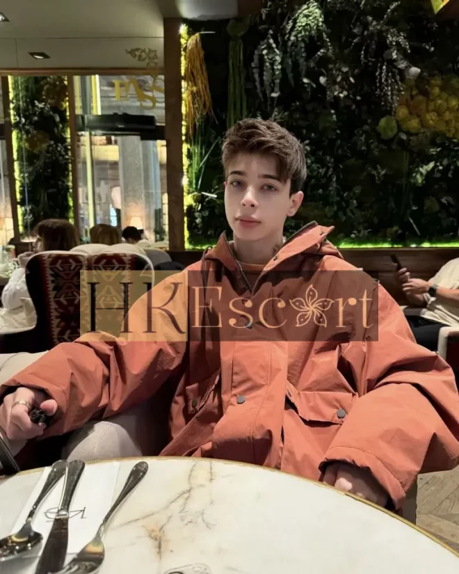 Yuri, 21 years old, weight 58 kg, height 175 cm