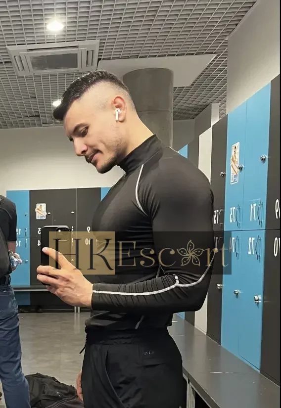 Zayn, 24 years old, weight 70 kg, height 175 cm